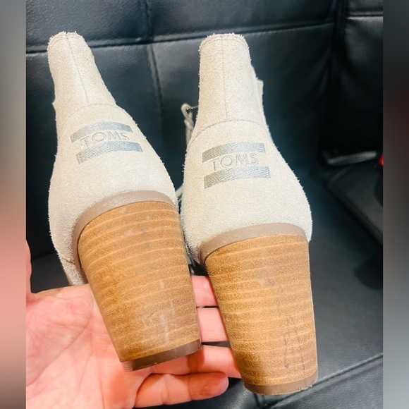 TOMS Majorca Grey Suede Peep Toe Block Heel zip up Bootie Size Women's W8 - Picture 4 of 10